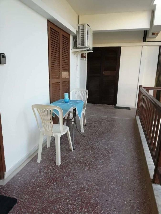 Apartamento Aparts Sunshine Nea Iraklia Exterior foto